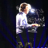 Paul McCartney on Oct 15, 2017 [452-small]