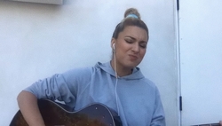 The Vamps / Tori Kelly on Apr 3, 2020 [607-small]