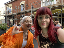 Lauran Hibberd on Aug 23, 2022 [709-small]