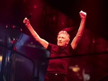 Roger Waters on Aug 25, 2022 [594-small]