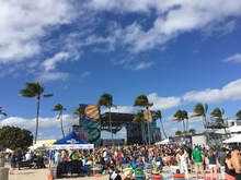 tags: Stage Design, Crowd, Fort Lauderdale Beach Park - Sharkwrecked At The Riptide Music Festival on Dec 3, 2016 [421-small]