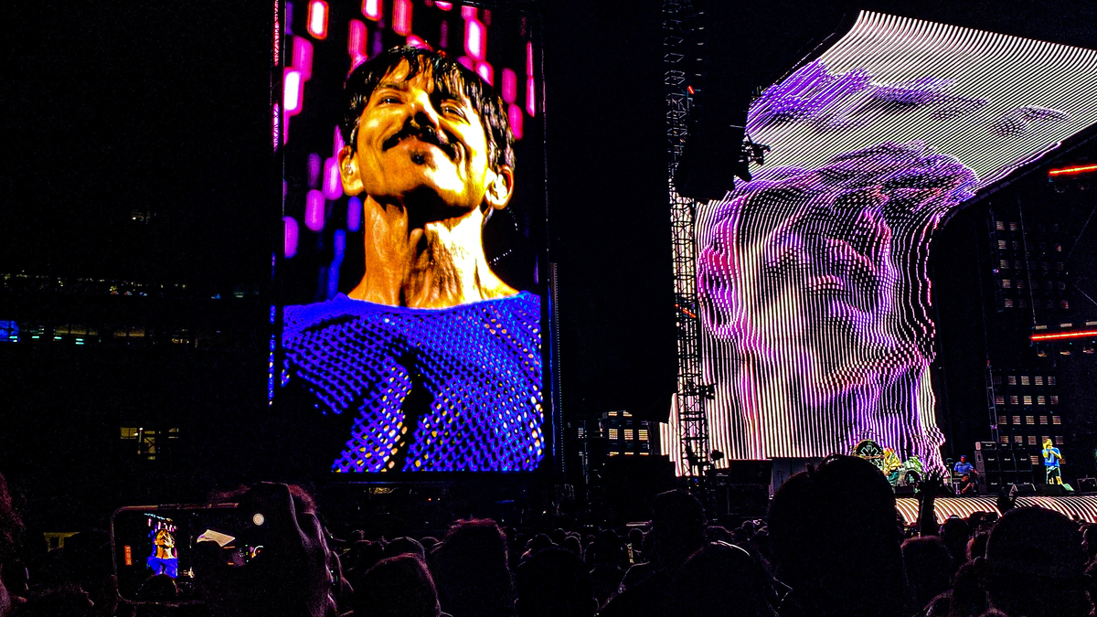 Sep 01 22 Red Hot Chili Peppers The Strokes Thundercat At Bank Of America Stadium Charlotte North Carolina United States Concert Archives