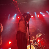 Dirty Honey / Mac Saturn on Sep 5, 2022 [446-small]