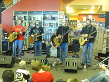Sister Hazel on Dec 1, 2007 [563-small]