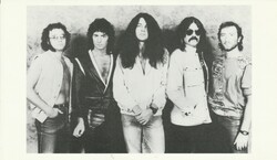 Band Photo, Return of the Knebworth Fayre  on Jun 22, 1985 [833-small]