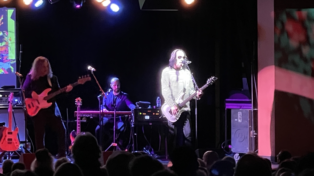 Todd Rundgren Concert & Tour History (Updated for 2022) | Concert Archives