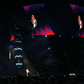 Ed Sheeran / Griff / Cat Burns on Sep 12, 2022 [994-small]