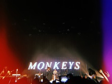 Arctic Monkeys / Cameron Avery on Jun 7, 2018 [937-small]