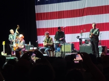 Willie Nelson & Family / Billy Strings / Larkin Poe / Brittney Spencer / Particle Kid on Sep 13, 2022 [382-small]