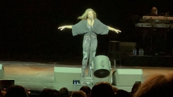 Taylor Dayne / All-4-One on Sep 17, 2022 [870-small]