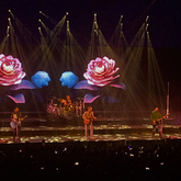 5 Seconds of Summer / Hinds on Apr 26, 2022 [956-small]