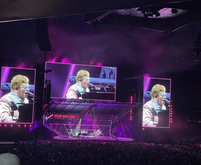 Elton John on Sep 10, 2022 [104-small]