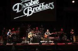 Santana / The Doobie Brothers on Aug 6, 2019 [638-small]
