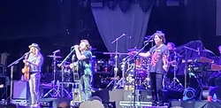 Santana / The Doobie Brothers on Aug 6, 2019 [649-small]