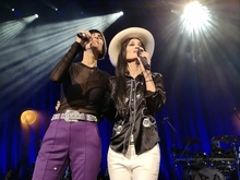 Shakespears Sister / Delena on Oct 31, 2019 [906-small]