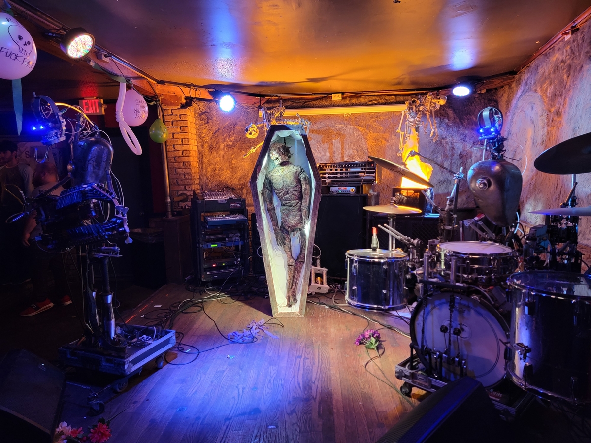 Freetown Boom Boom Room