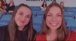 Conan Gray / Kacy Hill on Sep 22, 2022 [386-small]