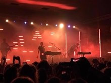 Oh Wonder / Jaymes Young on Oct 15, 2017 [168-small]