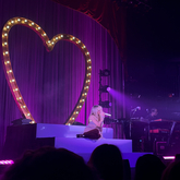 Sabrina Carpenter / girlhouse on Oct 1, 2022 [901-small]