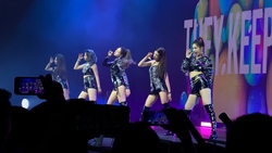 ITZY on Jan 17, 2020 [341-small]
