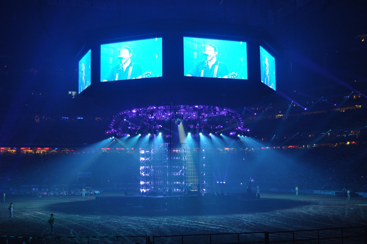 Chris Young Concert & Tour History (Updated for 2023) | Concert Archives
