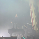 Tom Odell / Sofia Isella on Mar 4, 2022 [569-small]