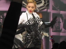Madonna / Martin Solveig on Nov 15, 2012 [979-small]