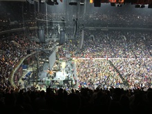 Pearl Jam on Apr 28, 2016 [877-small]
