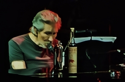 Roger Waters on Oct 1, 2022 [810-small]