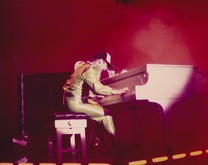 Elton John / Judie Tzuke on Sep 16, 1980 [911-small]