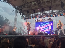 Marianas Trench / Ivy Levan on Jul 1, 2015 [994-small]