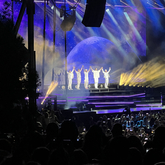 Backstreet Boys / Delta Goodrem on Jun 28, 2022 [088-small]
