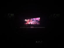 Lana Del Rey on Apr 17, 2018 [061-small]