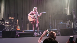 Alec Benjamin / Claire Rosinkranz / Sarah Cothran on Oct 14, 2022 [251-small]