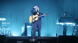 Alec Benjamin / Claire Rosinkranz / Sarah Cothran on Oct 14, 2022 [258-small]