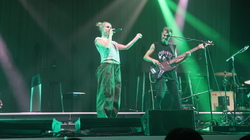 Alec Benjamin / Claire Rosinkranz / Sarah Cothran on Oct 14, 2022 [260-small]