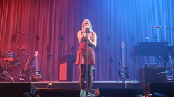 Alec Benjamin / Claire Rosinkranz / Sarah Cothran on Oct 14, 2022 [261-small]