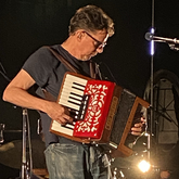 They Might Be Giants on Sep 17, 2022 [415-small]