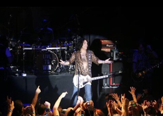Slunt / Paul Stanley on Oct 28, 2006 [162-small]