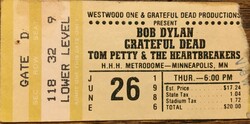 Bob Dylan / Grateful Dead / Tom Petty And The Heartbreakers on Jun 26, 1986 [821-small]