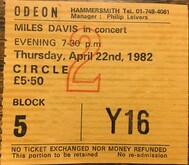 Miles Davis on Apr 22, 1982 [858-small]