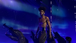 Lil Nas X on Oct 18, 2022 [405-small]