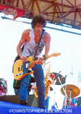The Rolling Sones _ Keith Richard, tags: The Rolling Stones, Orlando, Florida, United States, Tangerine Bowl - The Rolling Stones / Van Halen / The Henry Paul Band on Oct 24, 1981 [299-small]