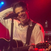 Yungblud on Oct 25, 2022 [844-small]
