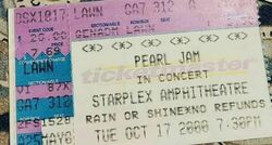 Pearl Jam / Supergrass on Oct 17, 2000 [920-small]
