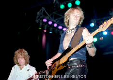 Aerosmith _ Tom Hamilton & Brad Whitford, tags: Aerosmith, Springfield illlinois, Prairie Capitol Convention Center - Aerosmith / Orion The Hunter on Jul 13, 1984 [227-small]