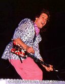 Van Halen _ Eddie Van Halen, tags: Van Halen, Tampa, Florida, United States, Tampa Stadium - Scorpions / Van Halen / Metallica / Kingdom Come / Dokken on Jun 5, 1988 [251-small]