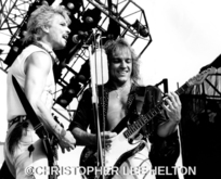 The Scorpions _ Rudolf Schenker & Matthias Jabs, tags: Scorpions, Tampa, Florida, United States, Tampa Stadium - Scorpions / Van Halen / Metallica / Kingdom Come / Dokken on Jun 5, 1988 [254-small]