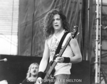 Metallica _ Jason Newsted, tags: Metallica, Tampa, Florida, United States, Tampa Stadium - Scorpions / Van Halen / Metallica / Kingdom Come / Dokken on Jun 5, 1988 [258-small]