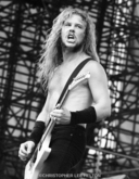 Metallica _ James Hetfield, tags: Metallica, Tampa, Florida, United States, Tampa Stadium - Scorpions / Van Halen / Metallica / Kingdom Come / Dokken on Jun 5, 1988 [262-small]